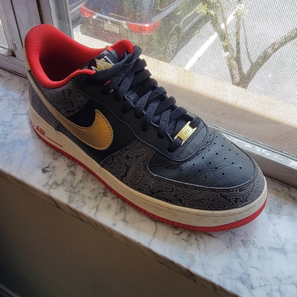Air Force 1s - image 3